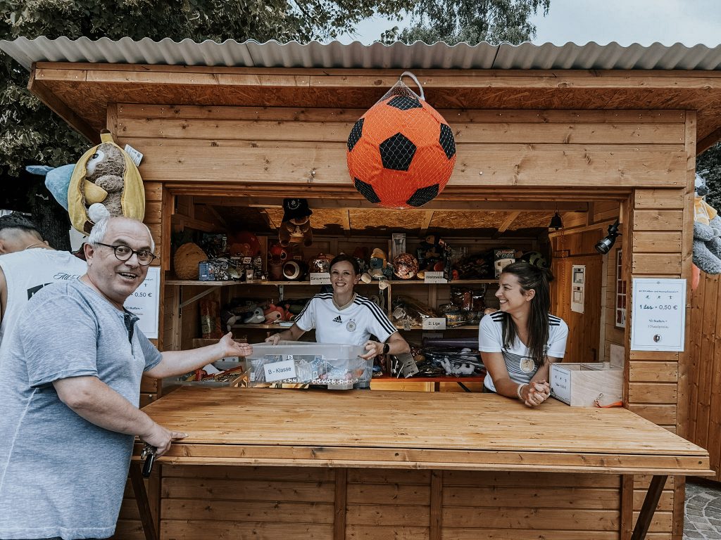 Frauenpower in der Losbude